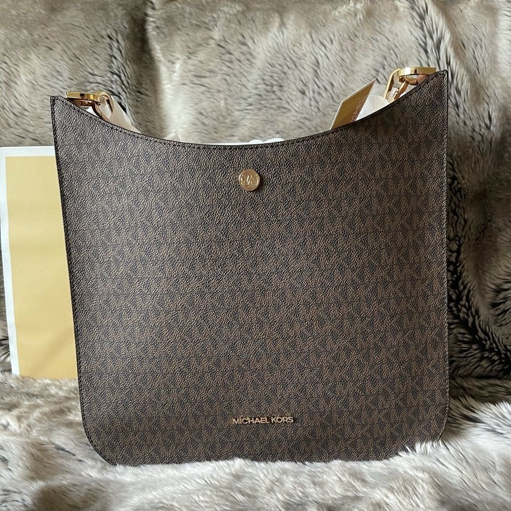 Michael Kors Trendy Monogram Crossbody Bag New